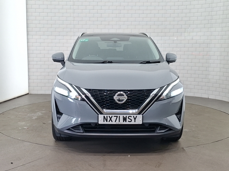 Nissan Qashqai Acenta Premium Red #14