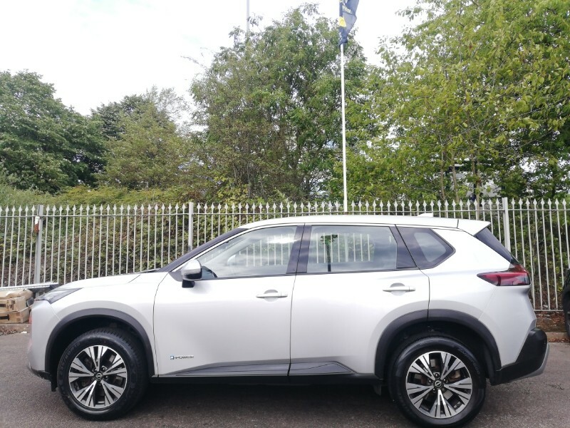 Nissan X-Trail 1.5 E-power E-4orce 213 Acenta Premium Silver #4