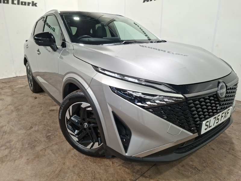 Nissan Qashqai 1.3 Dig-t Mh 158 N-connecta Glass Rf Xtronic Silver