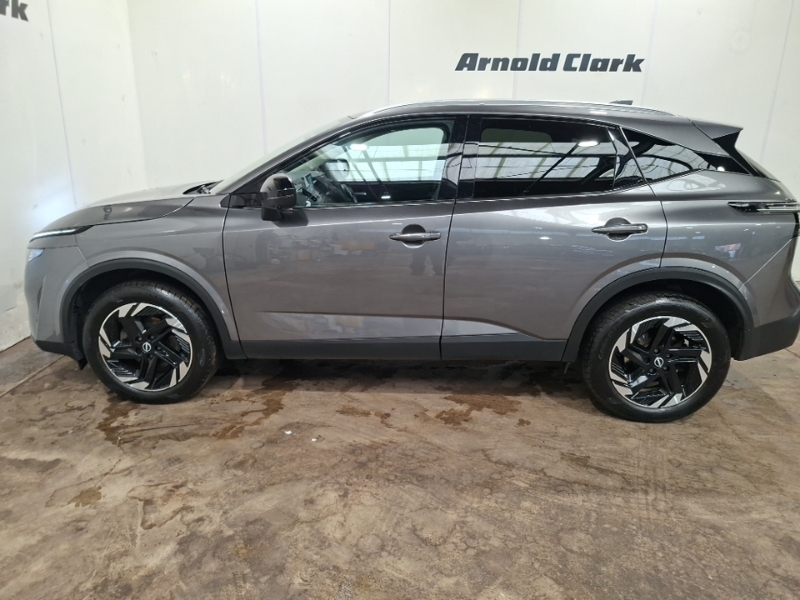 Nissan Qashqai 1.3 Dig-t Mh 158 N-connecta Xtronic Grey #4