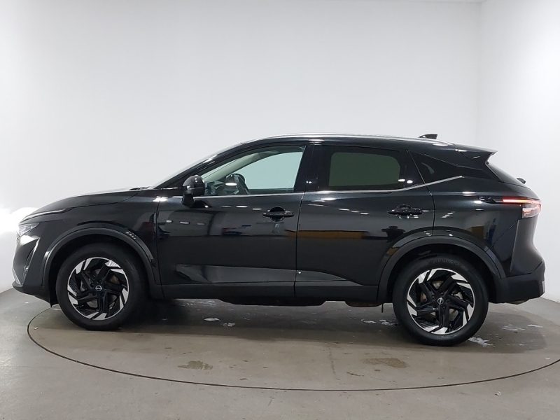 Nissan Qashqai 1.3 Dig-t Mh N-connecta Black #4