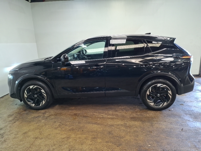 Nissan Qashqai 1.3 Dig-t Mh Tekna Red #4