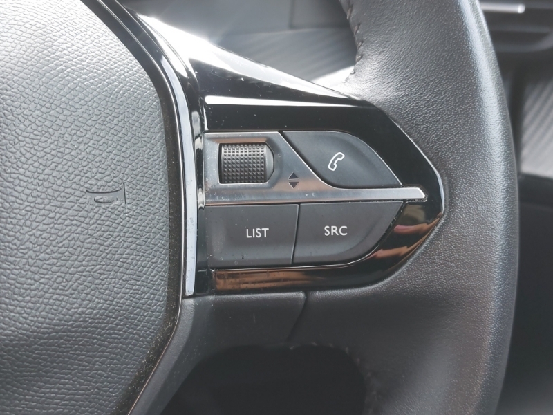 Peugeot 2008 1.2 Puretech Active Black #13