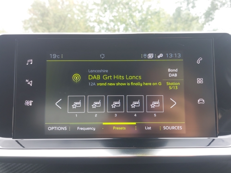 Peugeot 2008 1.2 Puretech Active Black #11