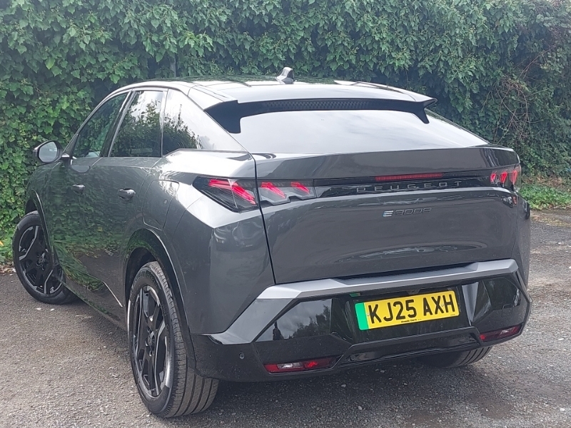 Peugeot 3008 157Kw Gt 73Kwh Grey #2