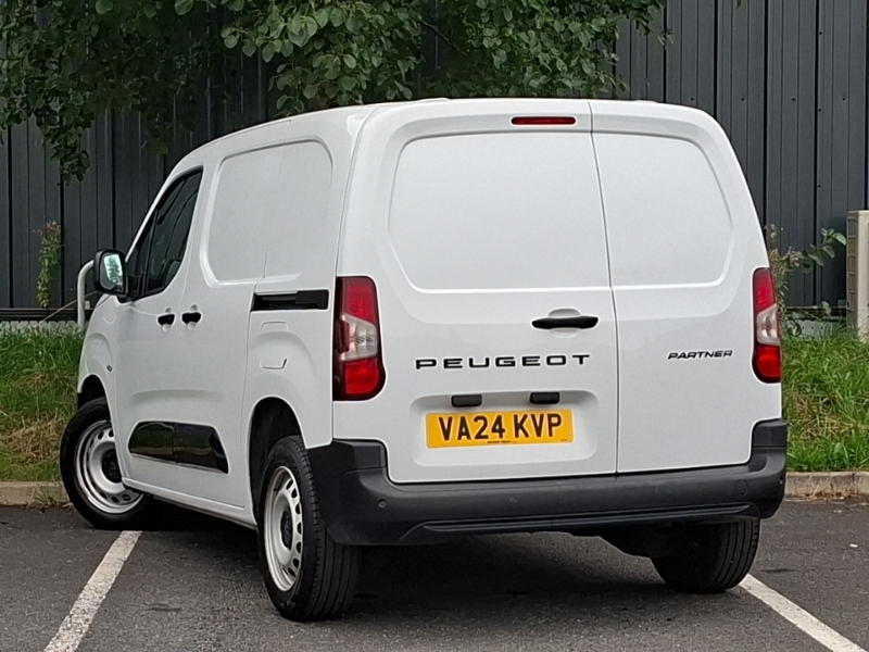 Peugeot Partner 1.5 Bluehdi 100 Professional Van White #2