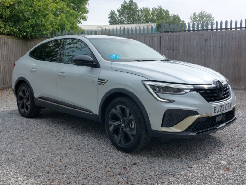 Renault Arkana 1.6 E-tech Full Hybrid 145 Engineered White #6
