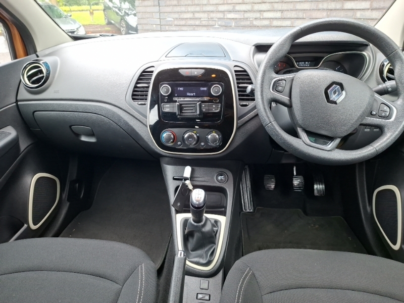 Renault Captur 0.9 Tce 90 Play Orange #3