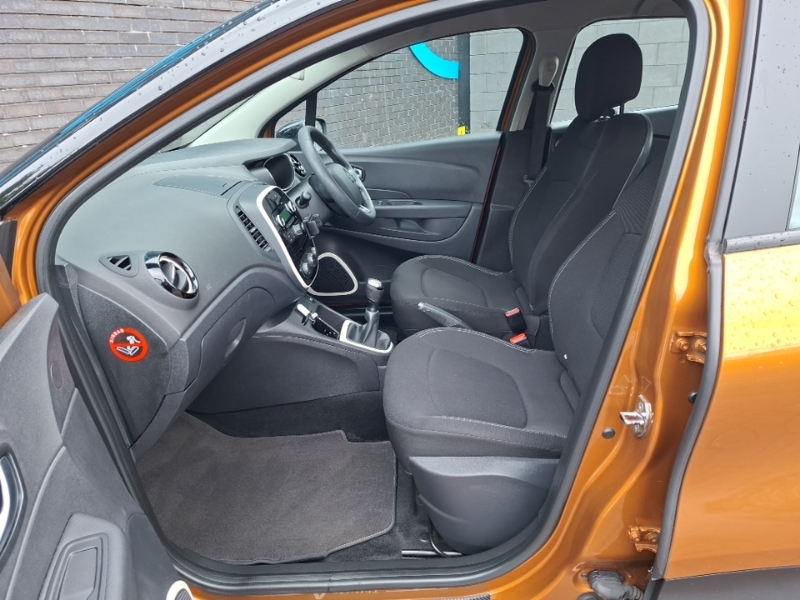 Renault Captur 0.9 Tce 90 Play Orange #5