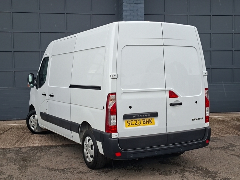 Renault Master Mm35dci 135 Business Medium Roof Van White #2