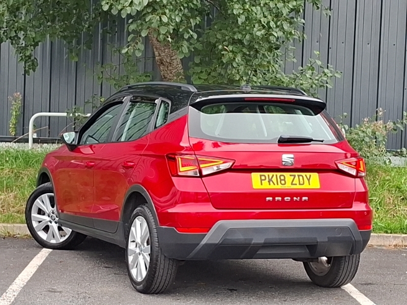 Seat Arona 1.0 Tsi 115 Se Technology Dsg Red #2