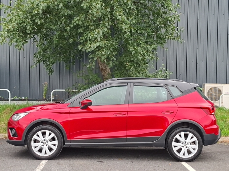Seat Arona 1.0 Tsi 115 Se Technology Dsg Red #4