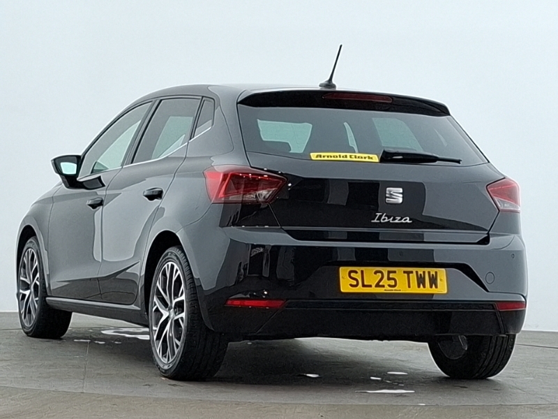 Seat Ibiza 1.0 Tsi 115 Xcellence Dsg Black #2