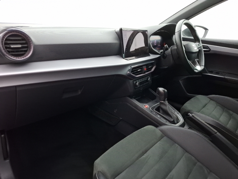 Seat Ibiza 1.0 Tsi 115 Xcellence Dsg Black #5
