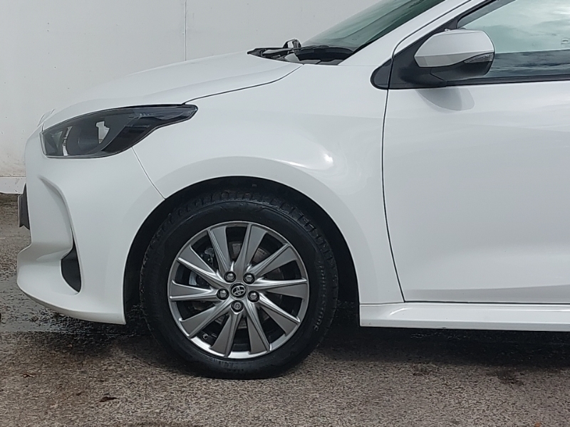 Toyota Yaris Excel #19