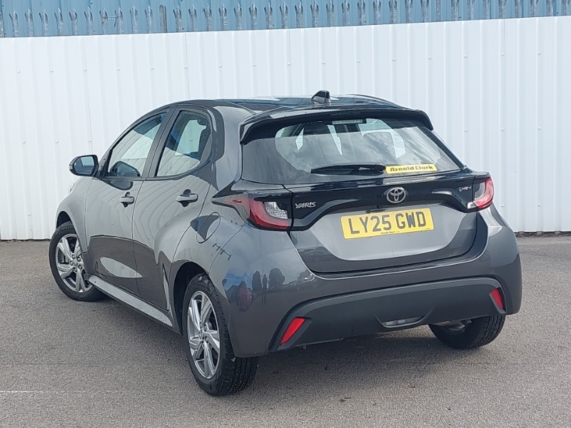 Toyota Yaris 1.5 Hybrid Icon Cvt Grey #2