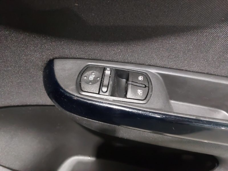Vauxhall Corsa I Ecotec Sri #17