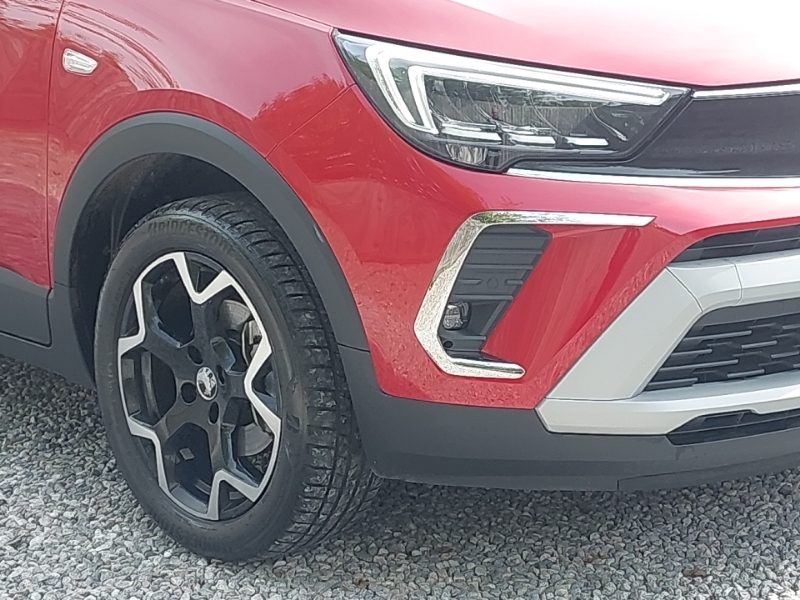 Vauxhall Crossland Hatchback Ultimate Red #20