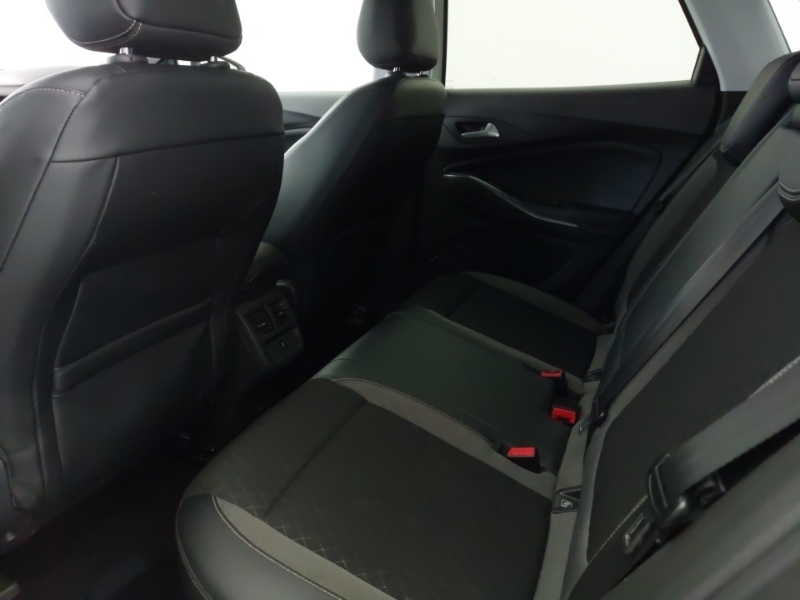 Vauxhall Grandland X 1.2 Turbo Sport Nav White #6
