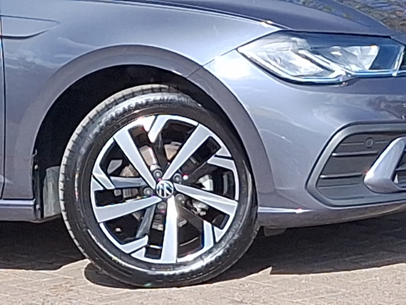 Volkswagen Polo Hatchback Black #20