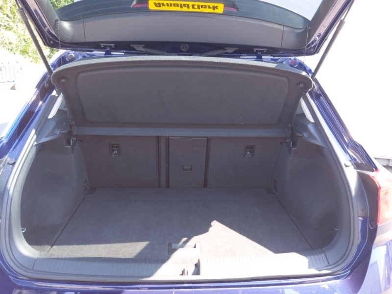 Volkswagen T-Roc Hatchback Blue #18