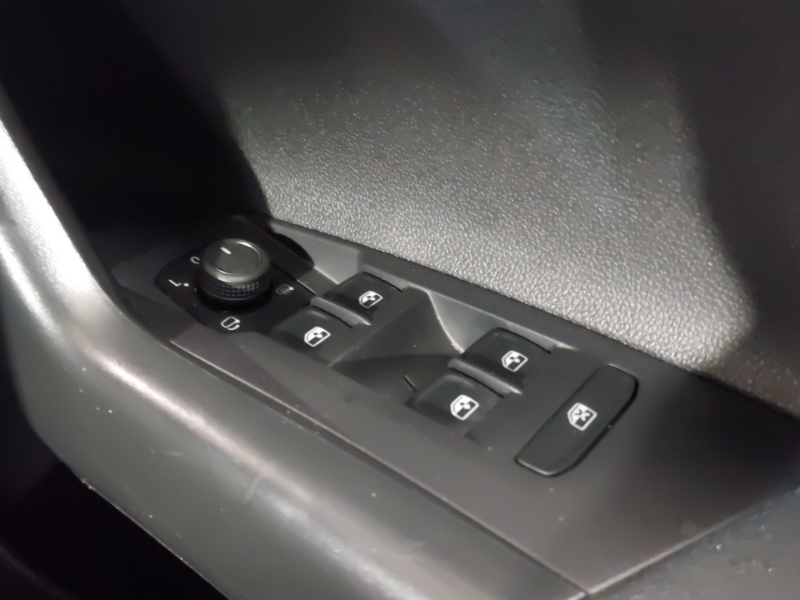 Volkswagen Taigo Hatchback Grey #17