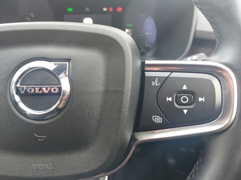 Volvo XC40 Recharge Plus #13