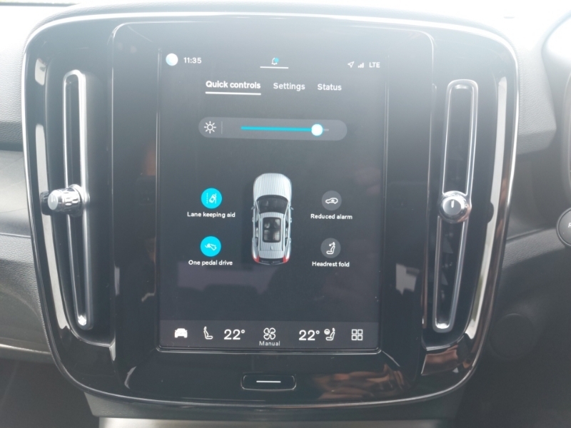 Volvo XC40 Recharge Plus #17