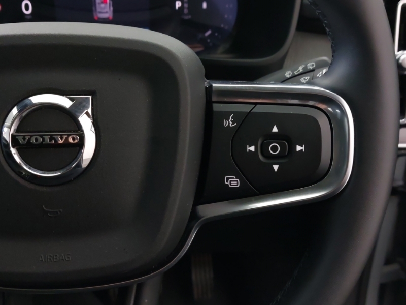 Volvo XC40 2.0 B3p Plus Dark Grey #13