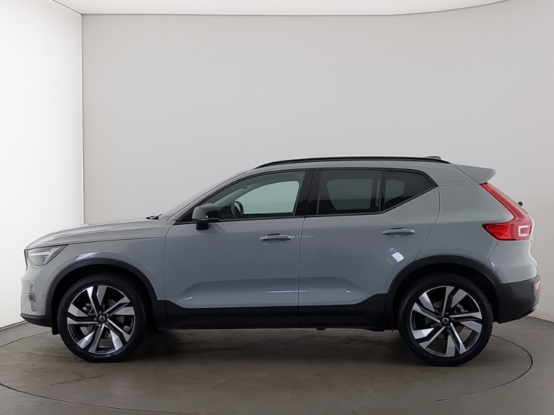 Volvo XC40 2.0 B3p Ultra Dark Grey #4