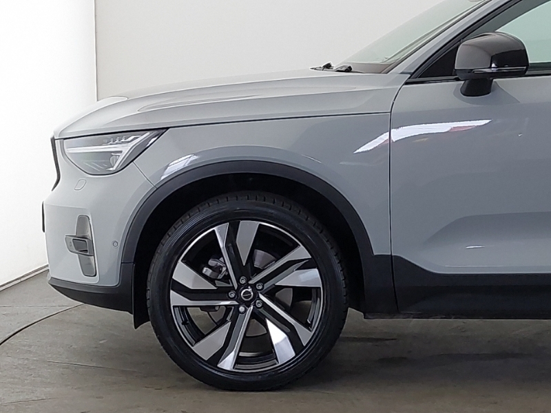 Volvo XC40 2.0 B3p Plus Dark Grey #19