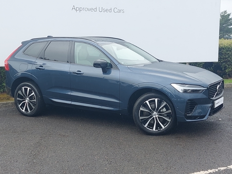 Volvo XC60 B5 R-design Black #7