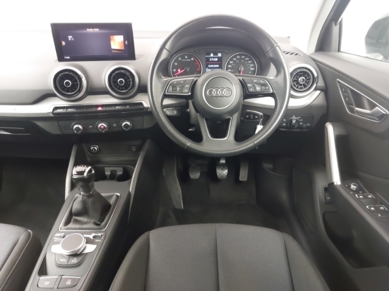 Audi Q2 30 Tfsi Sport Black #8