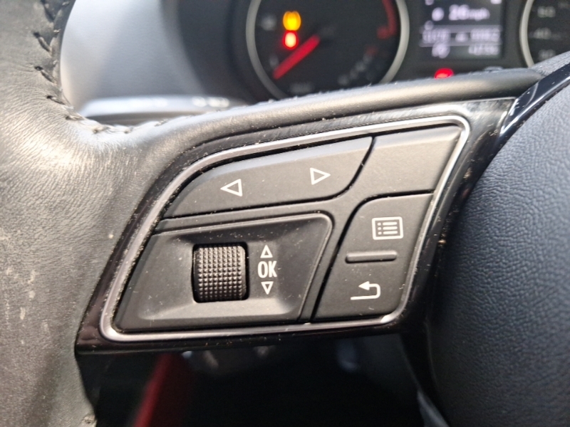 Audi Q2 30 Tfsi Sport Black #12