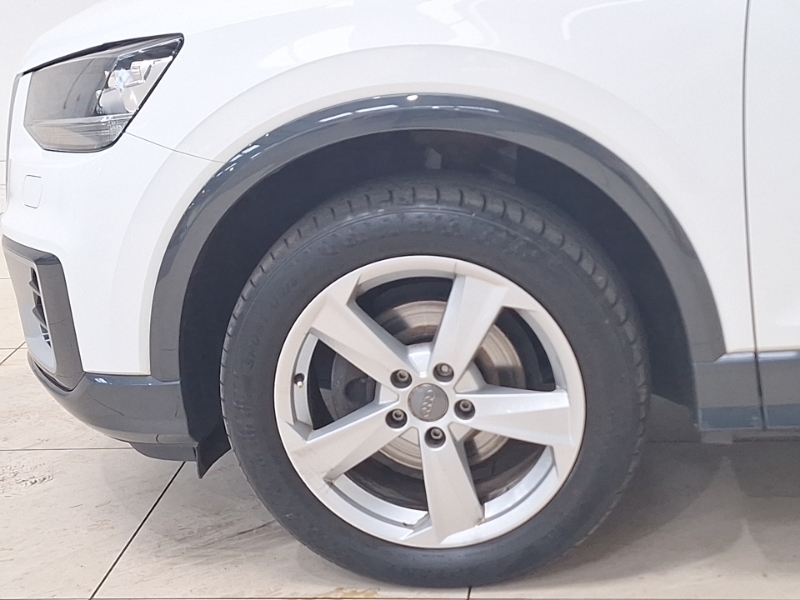 Audi Q2 30 Tfsi Sport Black #19