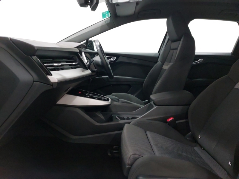 Audi Q4 E Tron 125Kw 35 55Kwh Sport Cs Black #5