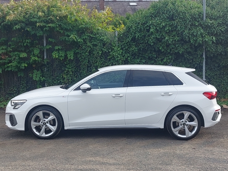 Audi A3 30 Tfsi S Line White #4