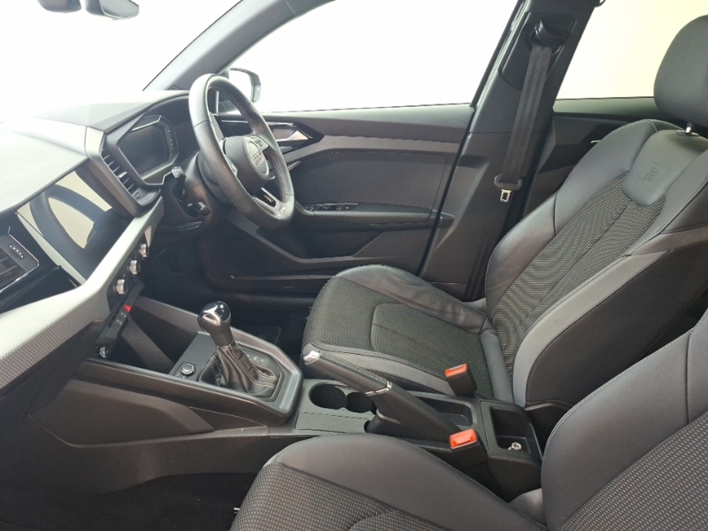 Audi A1 25 Tfsi S Line S Tronic Black #5