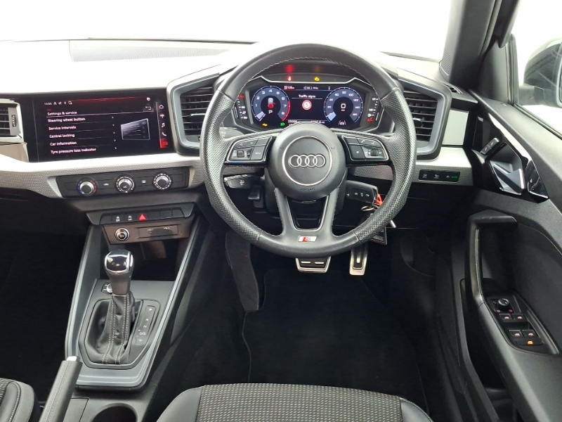 Audi A1 30 Tfsi S Line S Tronic 2024 White #8