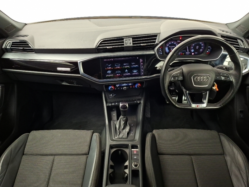Audi Q3 35 Tfsi Black Edition S Tronic Grey #3