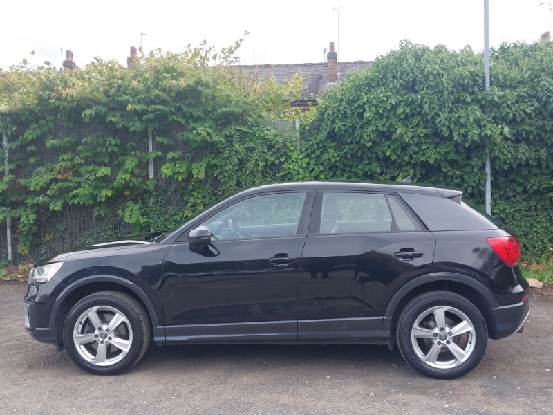 Audi Q2 1.4 Tfsi Sport S Tronic Black #4
