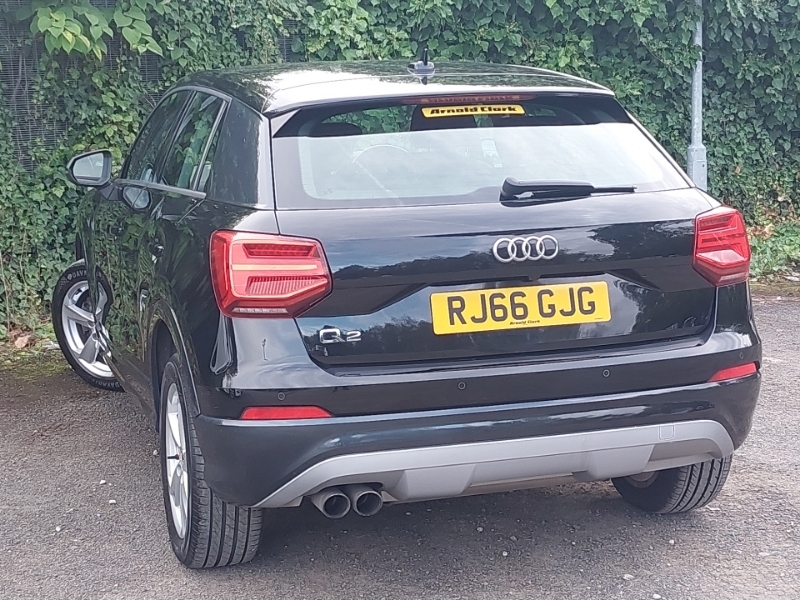 Audi Q2 1.4 Tfsi Sport S Tronic Black #2
