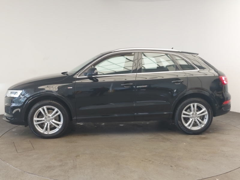 Audi Q3 2.0 Tdi Quattro S Line Edition Black #4