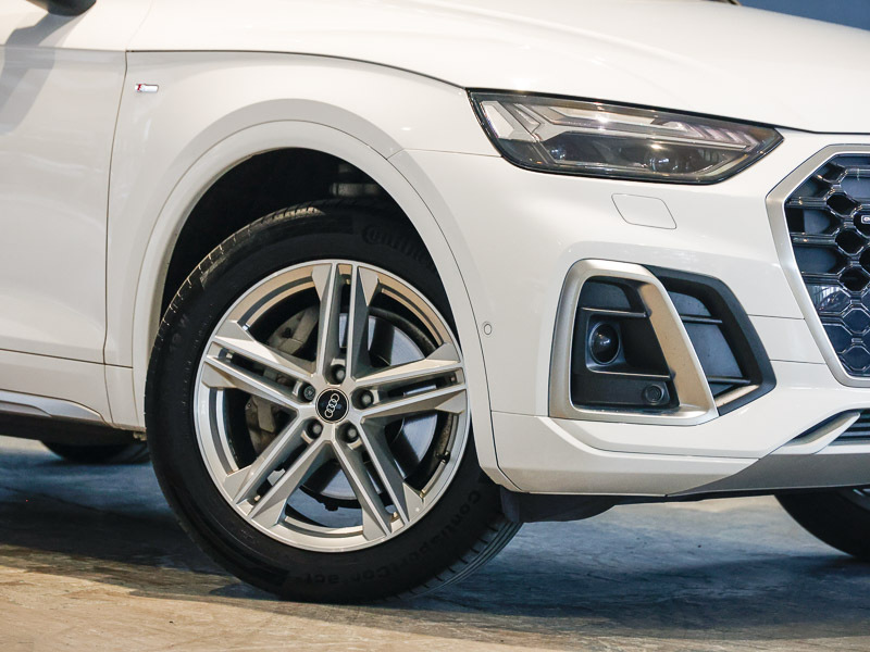 Audi Q5 Tfsie 50 S Line Black #9
