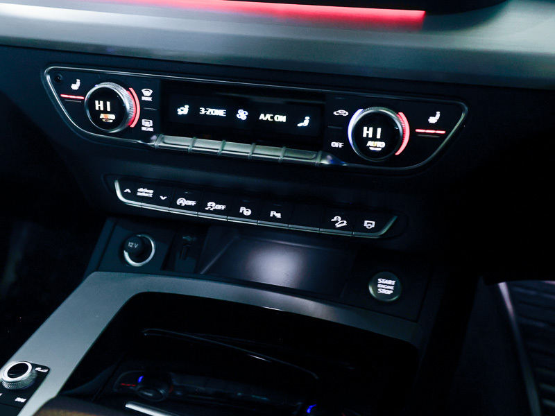Audi Q5 Tfsie 50 S Line Black #18