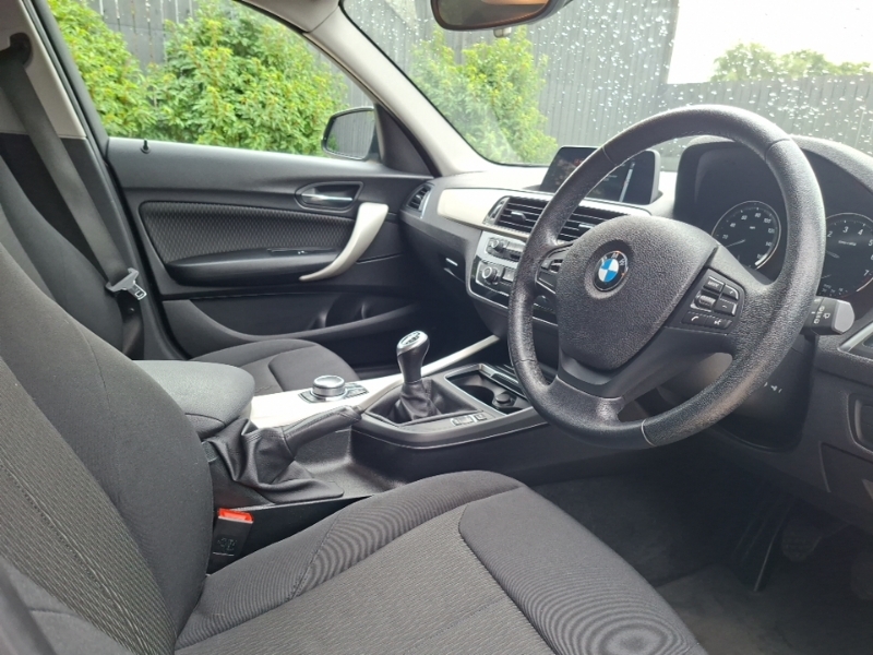 BMW 1 Series 118I 1.5 Se Navservotronic Brown #6