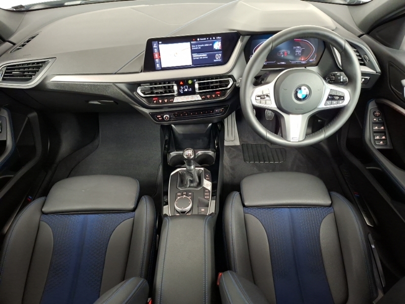 BMW 1 Series 118I 136 M Sport Live Cockpit Professional Black #4