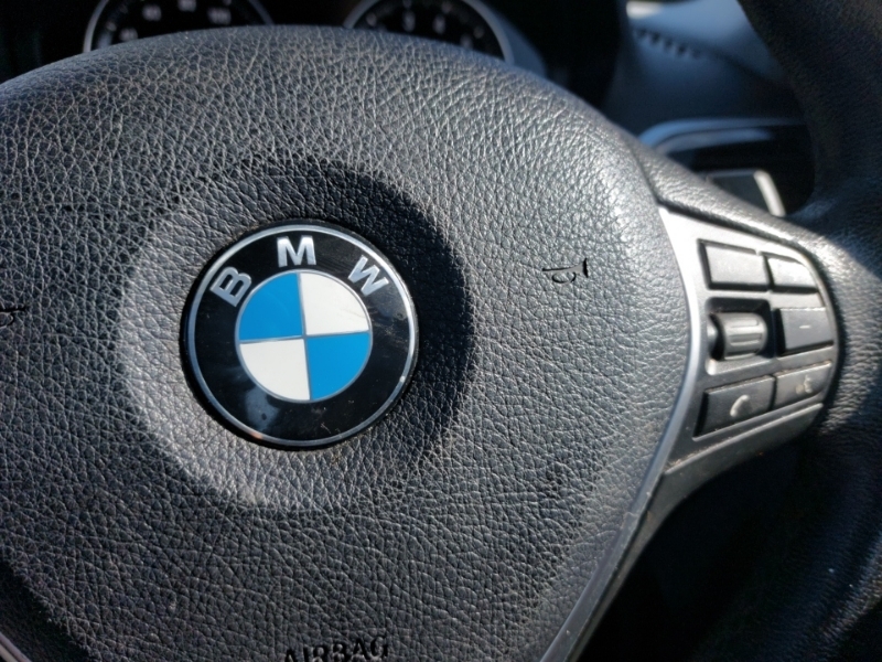 BMW 1 Series Se Red #13