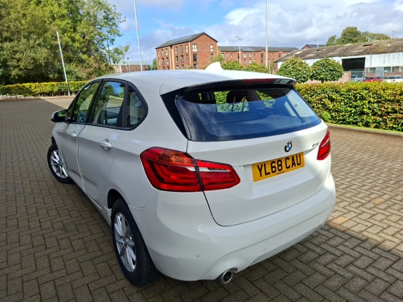 BMW 2 Series 218I Se White #2