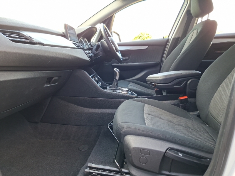 BMW 2 Series 218I Se White #5